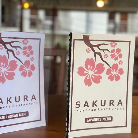 Hotel Izakaya Sakura Kandy Buitenkant foto