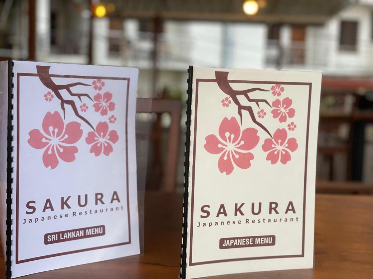 Hotel Izakaya Sakura Kandy Buitenkant foto